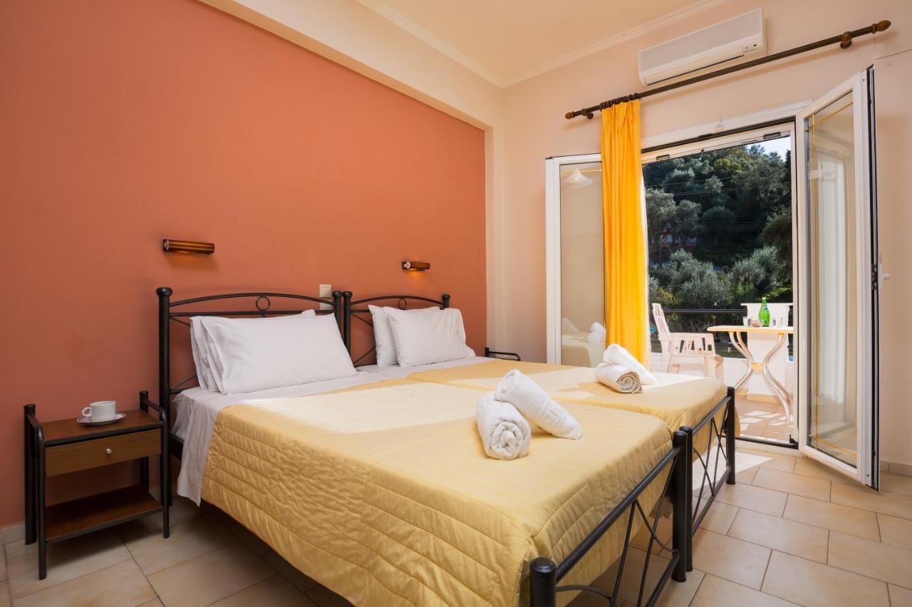 Odysseus Apartments By Hotelius Agios Gordios  Luaran gambar