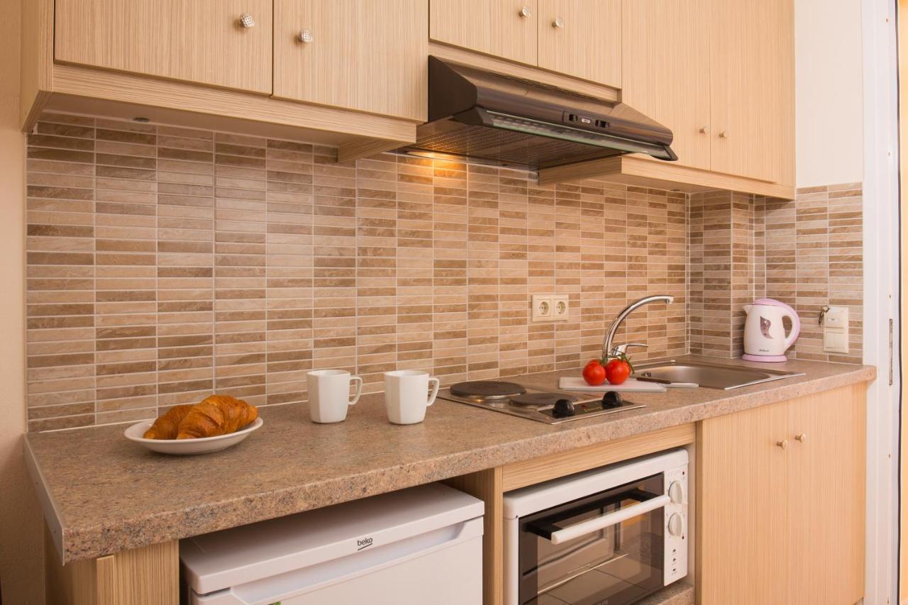 Odysseus Apartments By Hotelius Agios Gordios  Luaran gambar